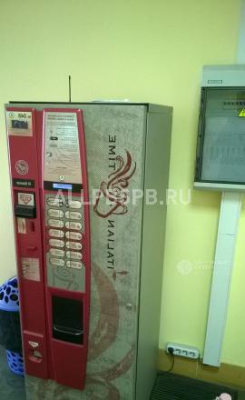 Продажа:  кофейный автомат с местом