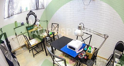 Продажа:  студия маникюра в тц (1 минута от метро)