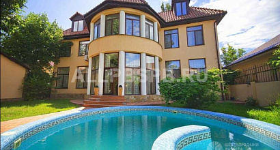 Отель на полуострове Крым