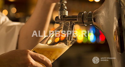 Магазин-бар разливного пива в густонаселенном районе