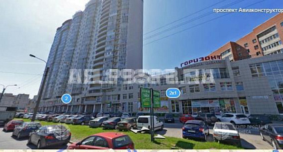 Торговое помещение в аренду у Комендантского проспекта