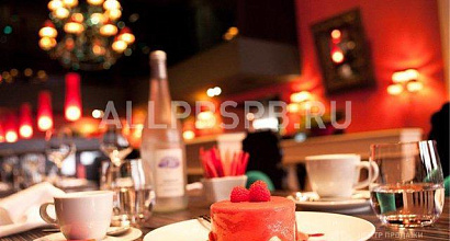 Готовый бизнес  продается ультра модный ресторан-клуб караоке