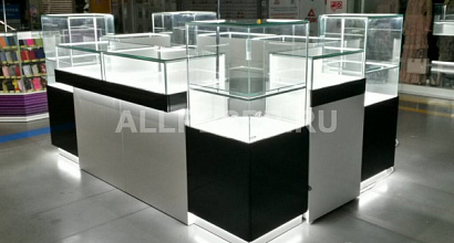 Торговый островок в популярном торговом центре