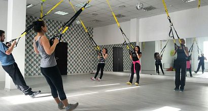 Известная фитнес-студия у метро Лесная