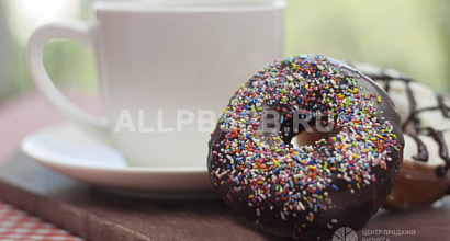 Точка продажи кофе и сладостей в большом ТЦ