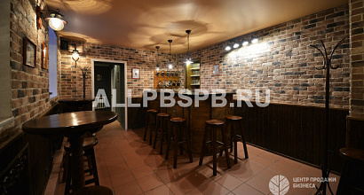 Пивной магазин-бар с оборудованием в собственности