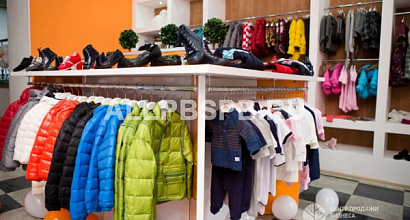 Магазин детской одежды и игрушек в районе метро Озерки