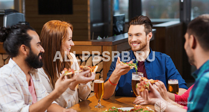 Кафе-пиццерия у метро Приморская