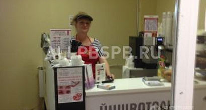 Готовый бизнес  миникафе с мороженым