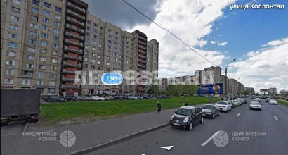 Коммерческое помещение на Большевиков с арендатором