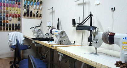 Оборудованное помещение c просторным земельным участком под швейную мастерскую