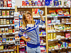 Продуктовый магазин на первой линии домов
