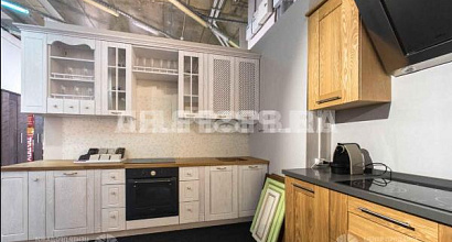 Мебельный салон с высокой проходимостью в ТК