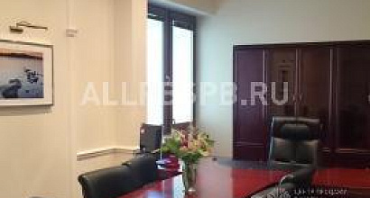 Аренда:  Офисное помещение, 229 м