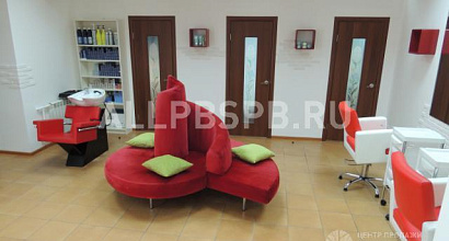Продажа:  салон красоты в дизайнерском стиле