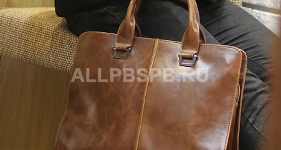 Магазин кожаных изделий в Центре Санкт-Петербурга