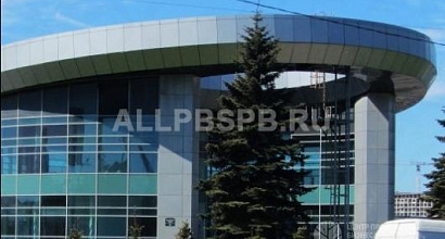 Здание у метро