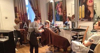 Продажа:  салон красоты, 68м2