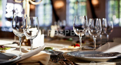 Аренда помещения под кафе или магазин с высокой проходимостью!