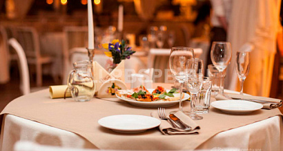 Прибыльный ресторан в высокопроходной локации