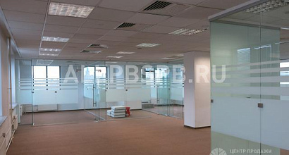 Аренда:  Офисное помещение, 208.0 м