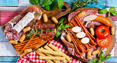 Продуктовый магазин фермерских продуктов у метро