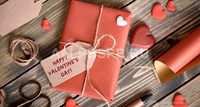 Магазин цветов и игрушек в уникальном месте