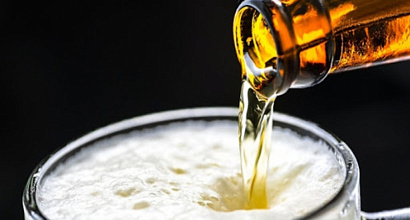 Пивной бар у метро Парнас