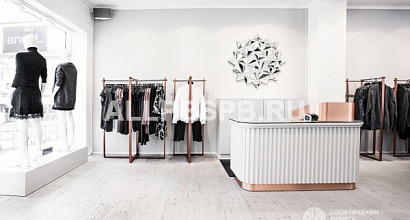 Шоурум дизайнерской одежды на севере СПб