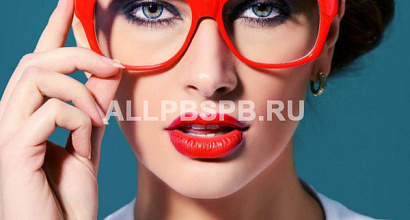 Полностью готовый и оборудованный салон оптики