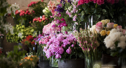 Цветочный магазин в самом центре города
