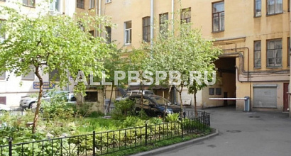 Помещение с арендатором в центре города