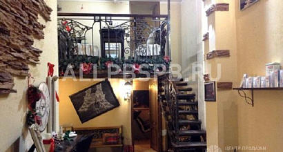 Продается  салон красоты у выхода из метро, прибыль 100000 