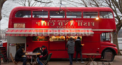 Продается фаст-фуд-трак со всем необходимым для успешной работы.