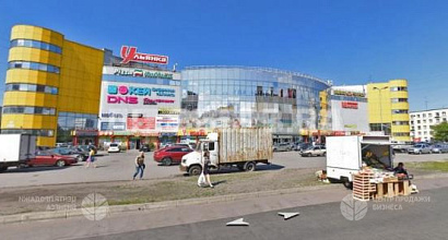 Торговое помещение 37 м кв. в ТРК в Кировском районе