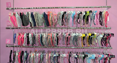 Два магазина нижнего белья