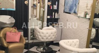 Аренда:  Сдам в субаренду салон красоты