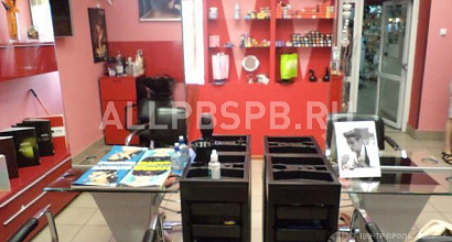 Продается  салон красоты в торговом центре. 6 лет работы