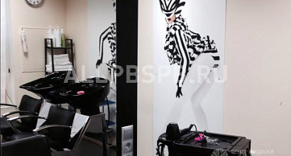 Аренда:  Сдается в аренду студия красоты