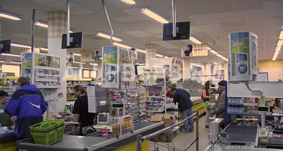 Продажа:  Продается продуктовый магазин. Бизнесу 10 лет
