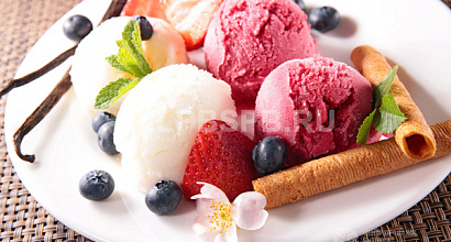 Три островка мороженого в ТЦ