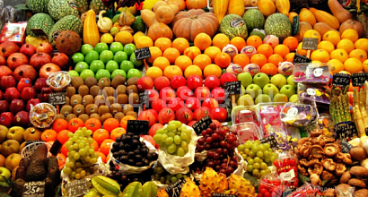 Мини-рынок рядом с метро Проспект Ветеранов