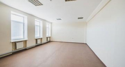 Коммерческое помещение  в аренду свободной планировки в центре (Метро Садова)