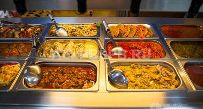 Полностью оборудованная столовая в Промзоне