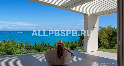 Гостиничный комплекс на берегу побережья