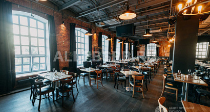 Прибыльный ресторан возле метро Московская