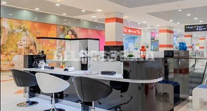Маникюрный салон в ТРЦ. Низкая цена до конца апреля.