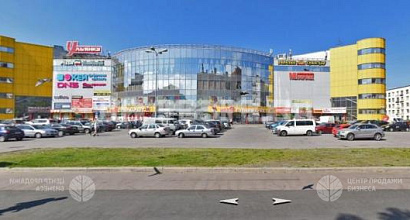 Торговое помещение 10 м кв. в ТРК в Кировском районе