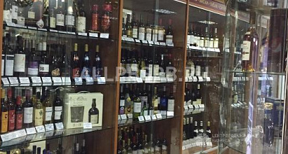 Продается  алкогольный магазин 
