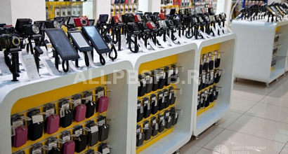 Прибыльный магазин Электроники